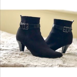✨Amazing black  booties✨